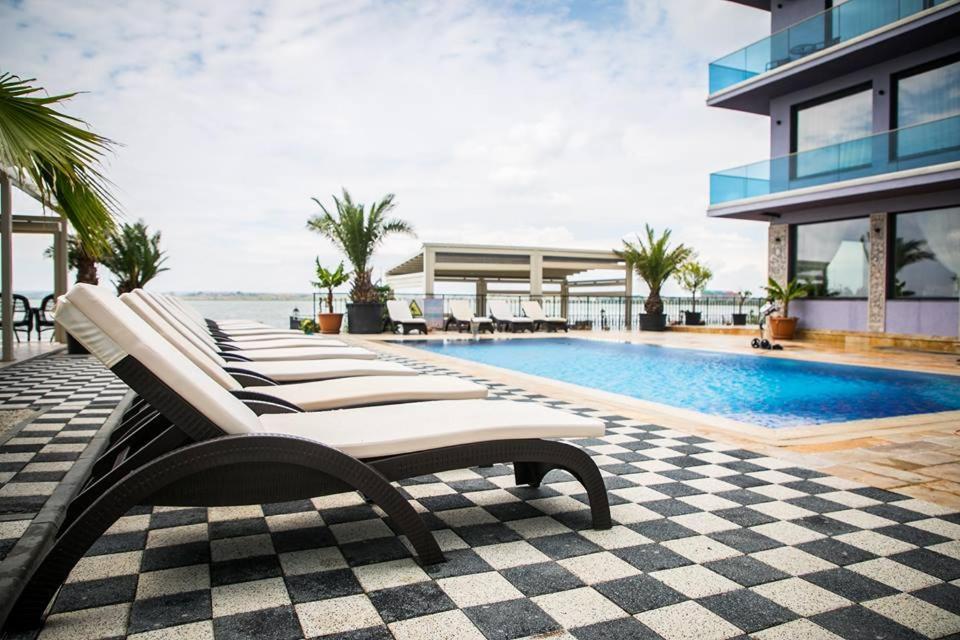 Almar Lake View Boutique H Adults Only 마마이아 외부 사진